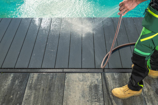 Best Sidewalk Pressure Washing  in Waukon, IA